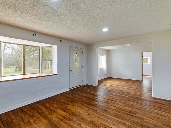 5th image of 312 Rio Lucero Rd
