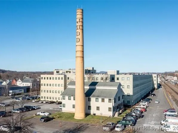 309 Judd Square #309, Wallingford, CT 06492