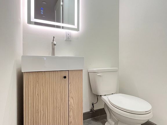 4th image of 545 Brooklyn Ave APT 1