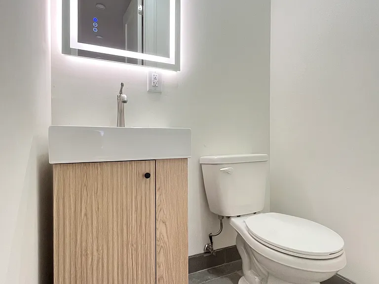 545 Brooklyn Ave #3 — Photo 9
