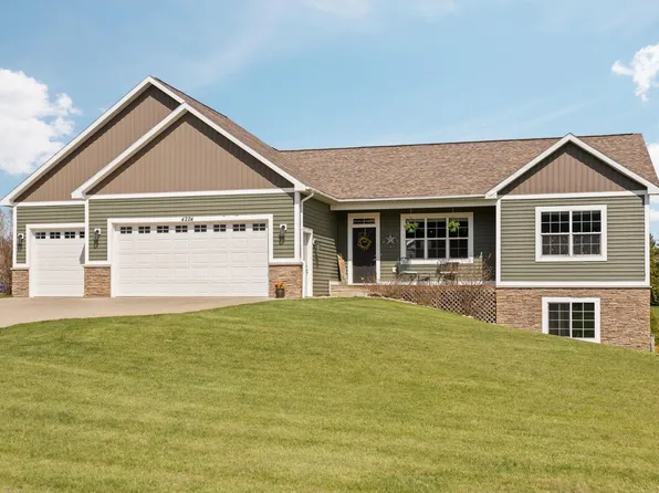 4224 Long Wood Dr, Traverse City, MI 49685