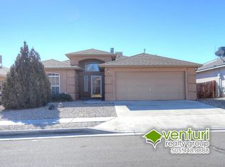 6220 Amberside Rd NW, Albuquerque, NM 87120