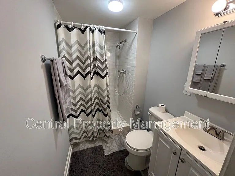 221 Church St — Photo 11