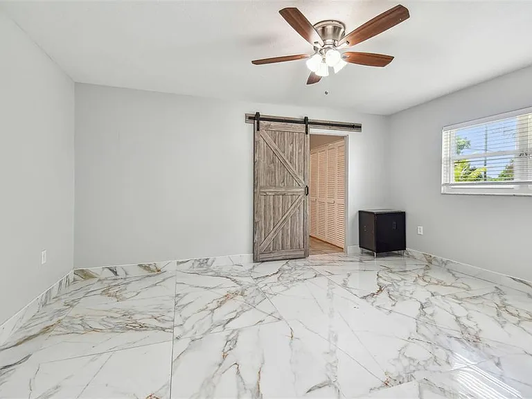1302 Brandonwood Dr — Photo 28