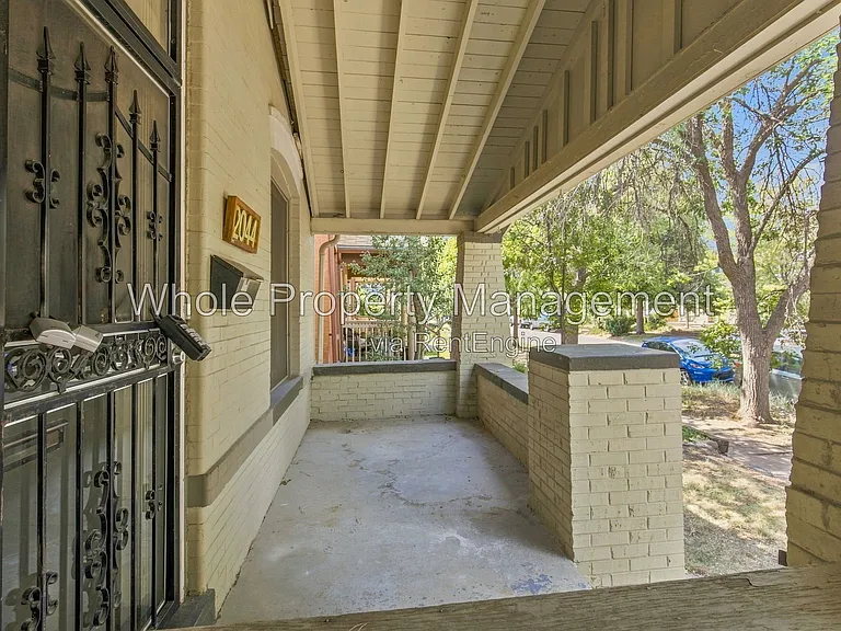2044 N Ogden St — Photo 2