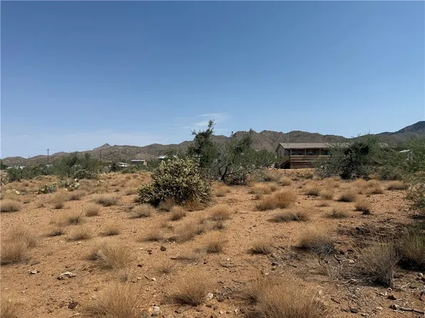 Minnesota Ave, Chloride, AZ 86431