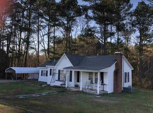 5325 State Route 100 E, Henderson, TN 38340