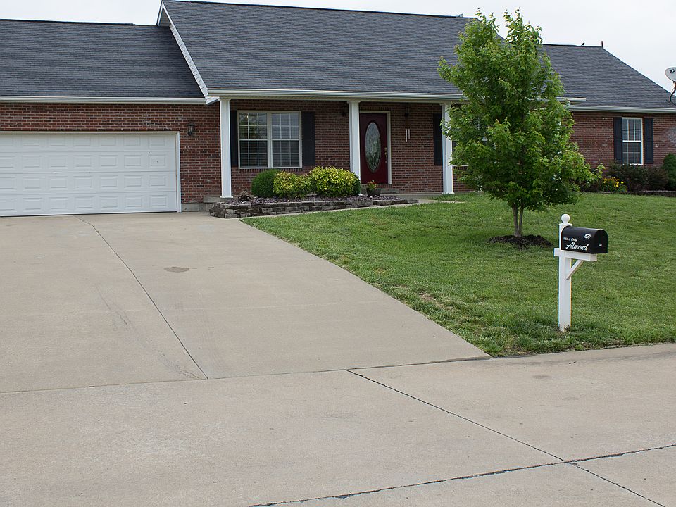 1st image of 150 Blue Willow Ln