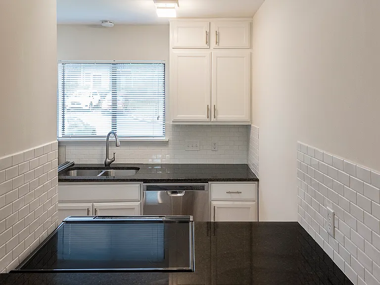 7930 Charter Oak Ln — Photo 5