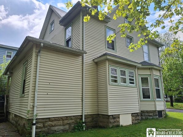 11 Prather Ave, Jamestown, NY 14701