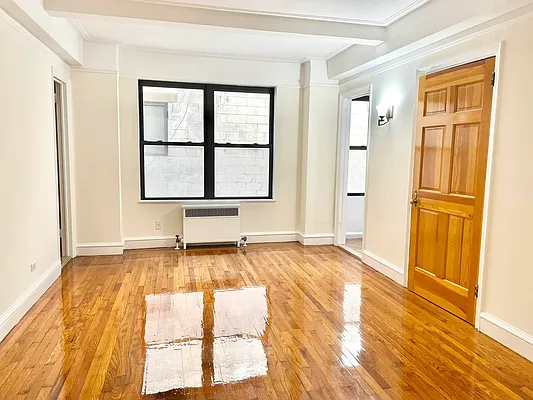 Rented by Meraki Realty LLC | media 10