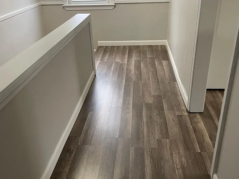 Hallway upstairs between bedrooms 3 & 4