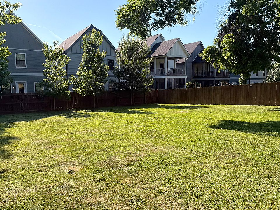 1st image of 210 Bellmore Ave #949432ad2