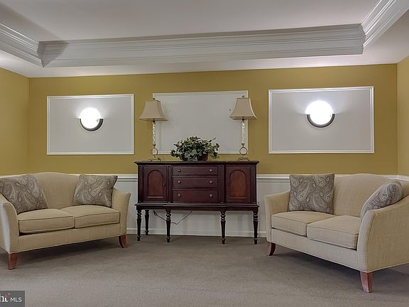 3rd image of 23530 F D R Blvd Unit 206