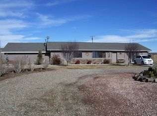 300 W Rolling Hills Rd, Paulden, AZ 86334