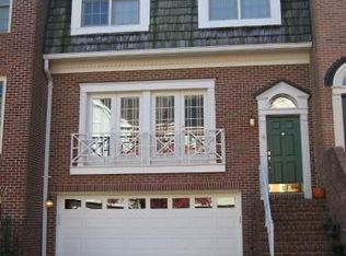 10439 Breckinridge Ln, Fairfax, VA 22030