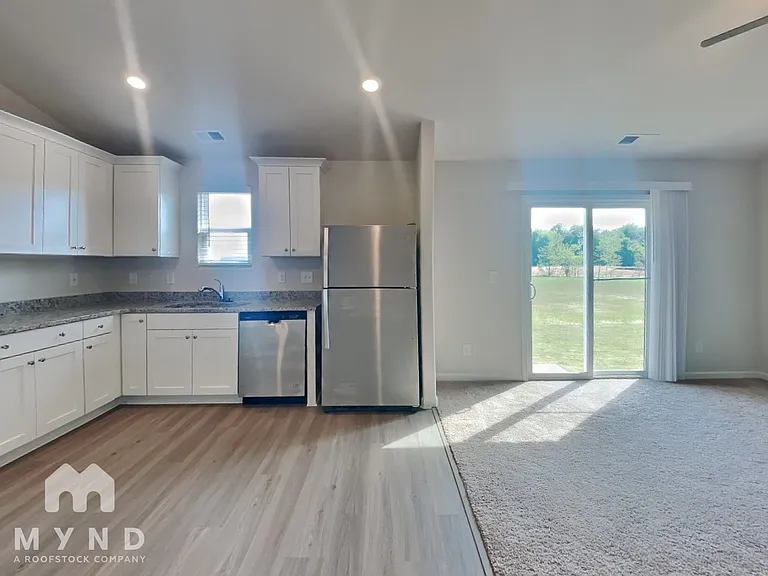 167 Royal Meadow Dr — Photo 8
