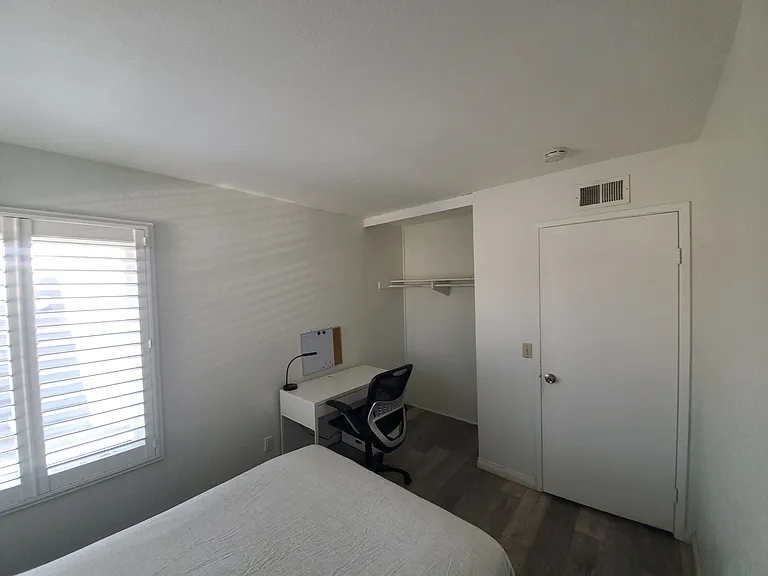 6935 Simi Pl #2 — Photo 4
