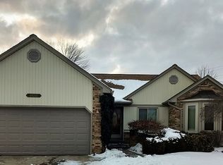 46241 Fox Run Dr, Macomb, MI 48044