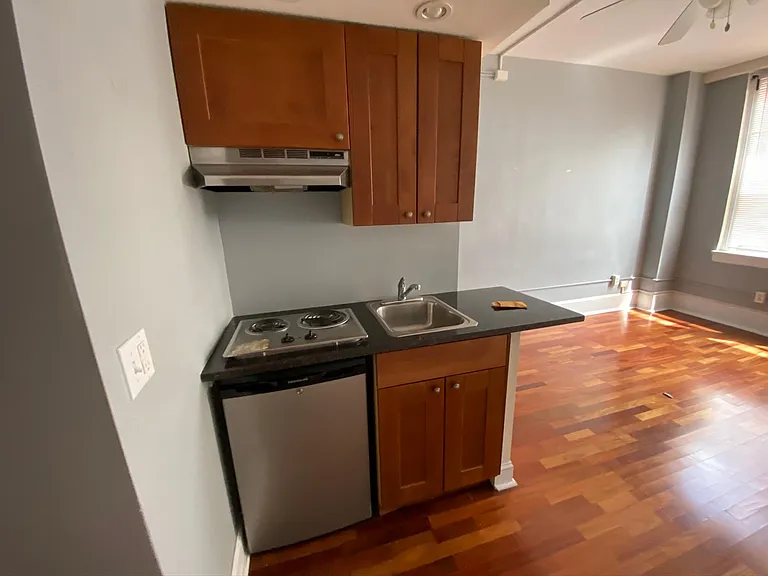1324 Locust St #1024 — Photo 6