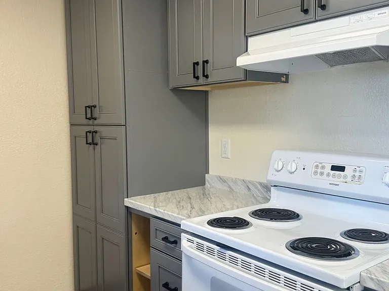 2729 California St #1-3 — Photo 5