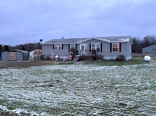 240 Howard Rd, Fulton, NY 13069