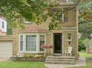 7048 N Moselle Ave, Chicago, IL