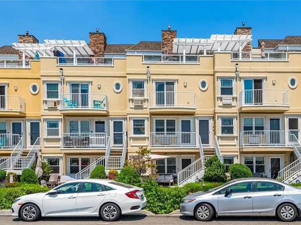 188 Beach 101st St #1A, Far Rockaway, NY 11694