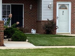 1264 Village Centre Dr UNIT 3, Kenosha, WI 53144