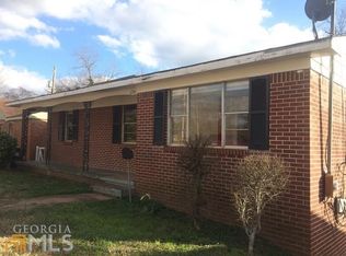 1204 E 10th St, West Point, GA 31833