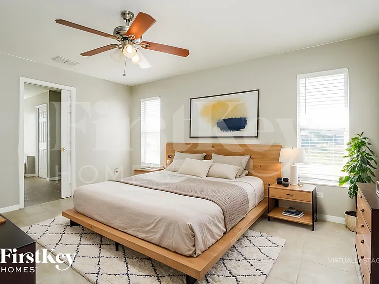 1828 SW 3rd Pl — Photo 11