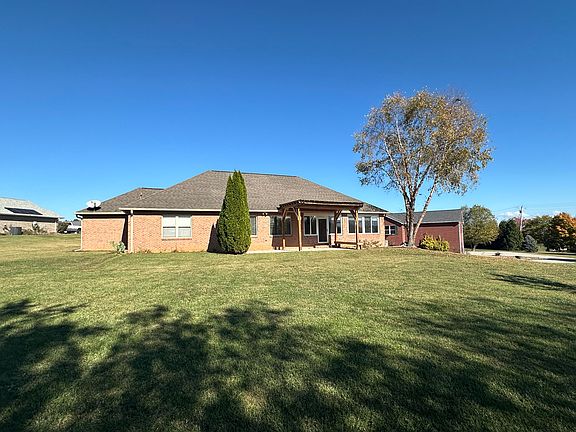 2nd image of 1036 Southwind Cir