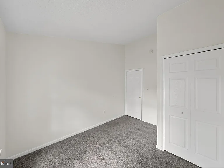 1015 Saint Michaels Dr — Photo 22