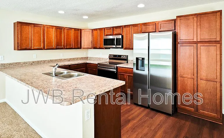 4481 Civic Way — Photo 2