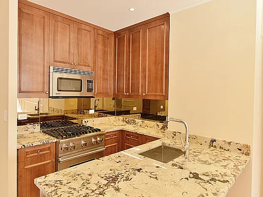 Rented by Sotheby's International Realty | media 13