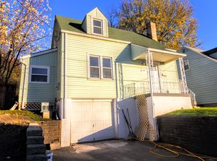 3758 Watson St, Baden, PA 15005
