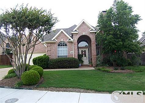 1st image of 820 Buckhill Dr