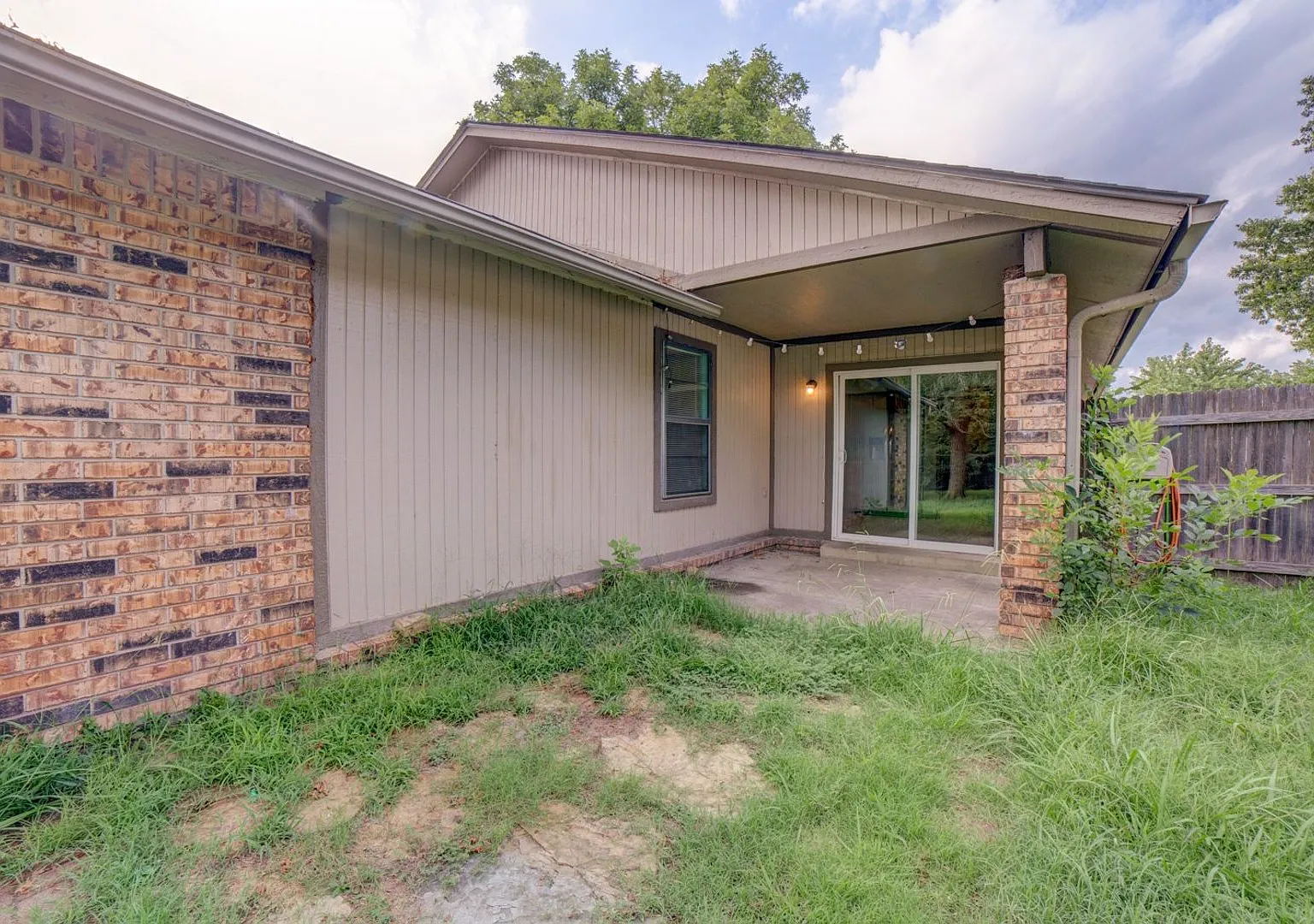 Fantastic Broken Arrow property now up for rent — Photo 1
