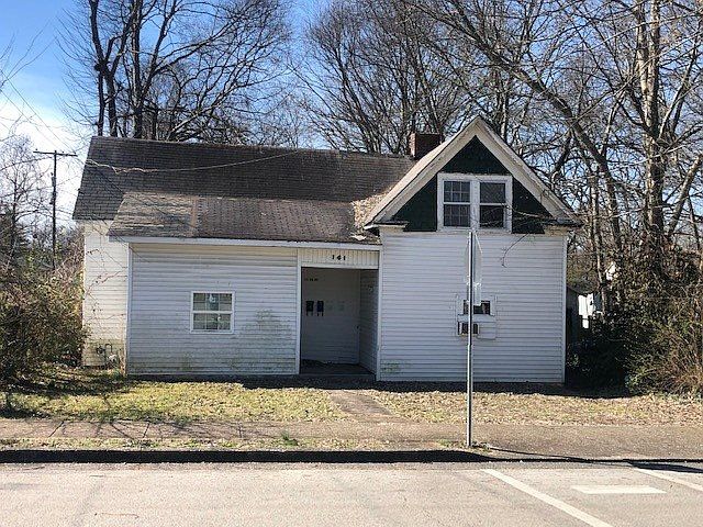1st image of 141 W 14th Ave