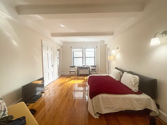 Rented by Meraki Realty LLC | media 1