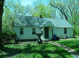 11 Little Pond County Rd, Cumberland, RI 02864