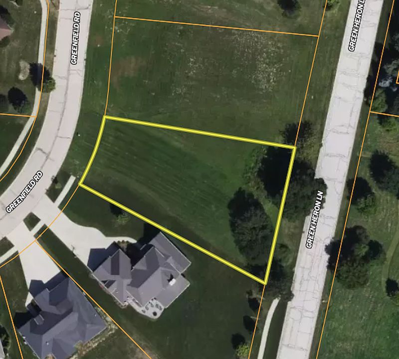 1st image of 693 Greenfield Rd