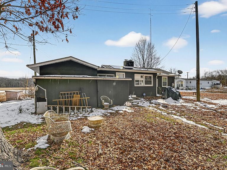 Listing photo 5