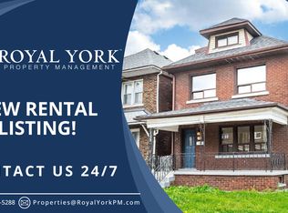 35 Chestnut Ave #1, Hamilton, ON L8L6K5