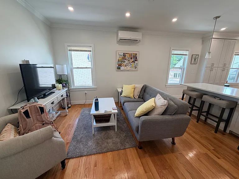 42 Thorndike St #3 — Photo 7