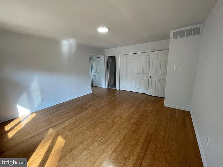 802 Salem Ct — Photo 19