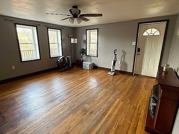 4th image of 420 Atwood St