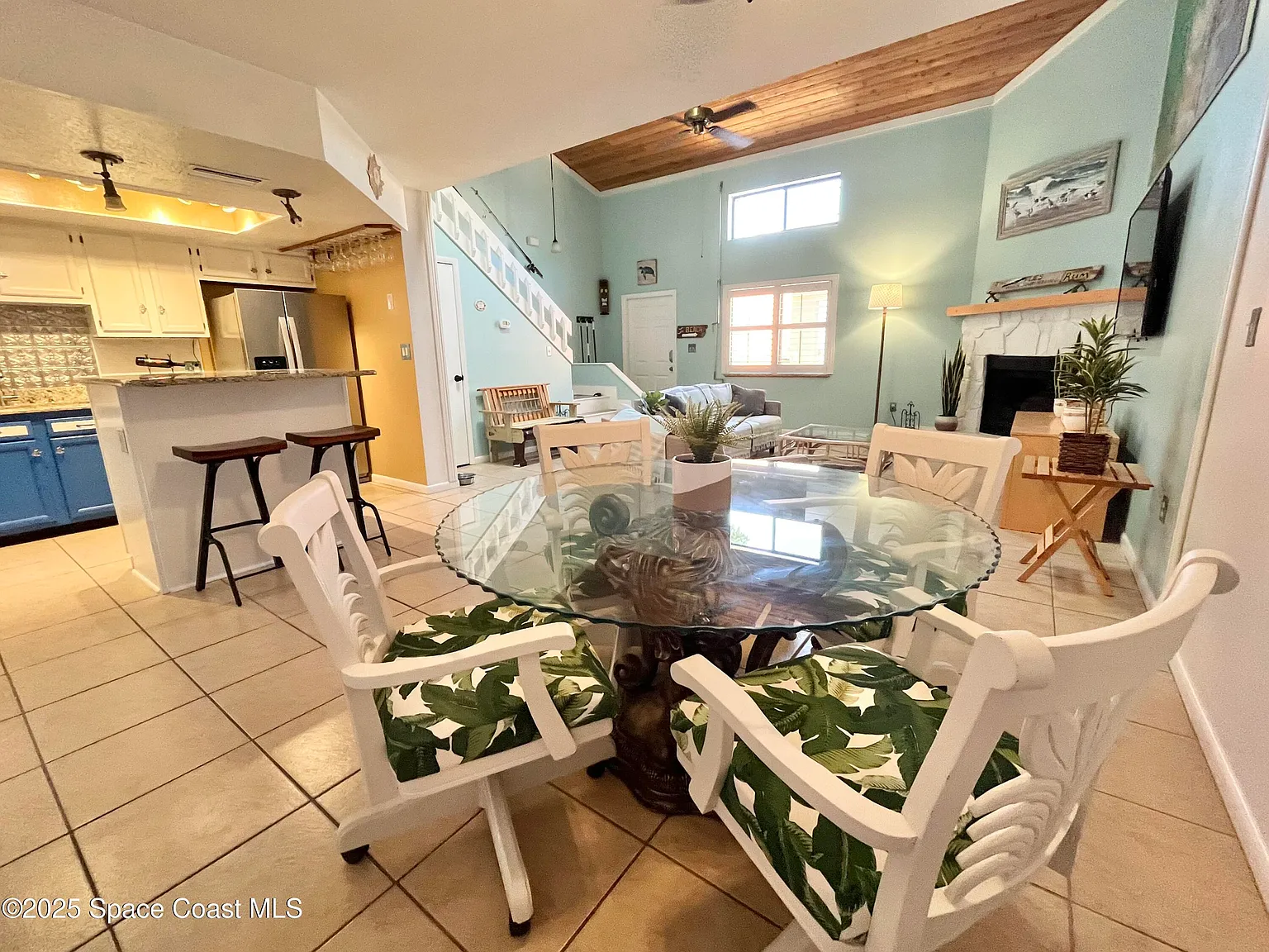 2 bed, 2.0 bath, 1340 sqft, $2,800 — Photo 4