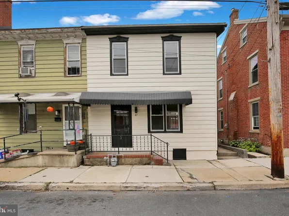41 W Washington St, Fleetwood, PA 19522