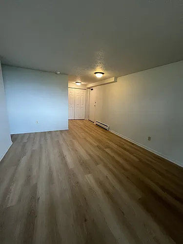 Floor plan SH Shore Harbor - 4008 West Erie Ave - B